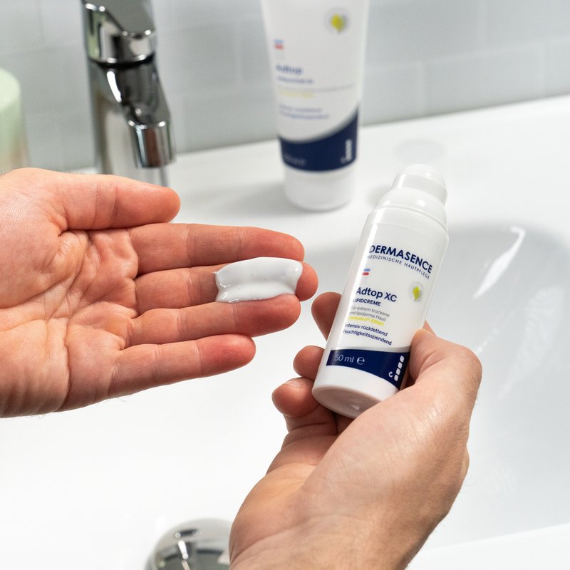 Photo of hands showing the texture of the product.